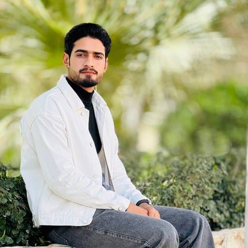علي حسين