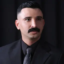 سيف م.